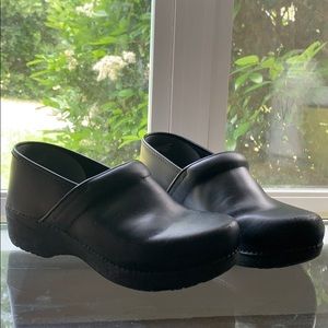 Dansko Women’s XP 2.0